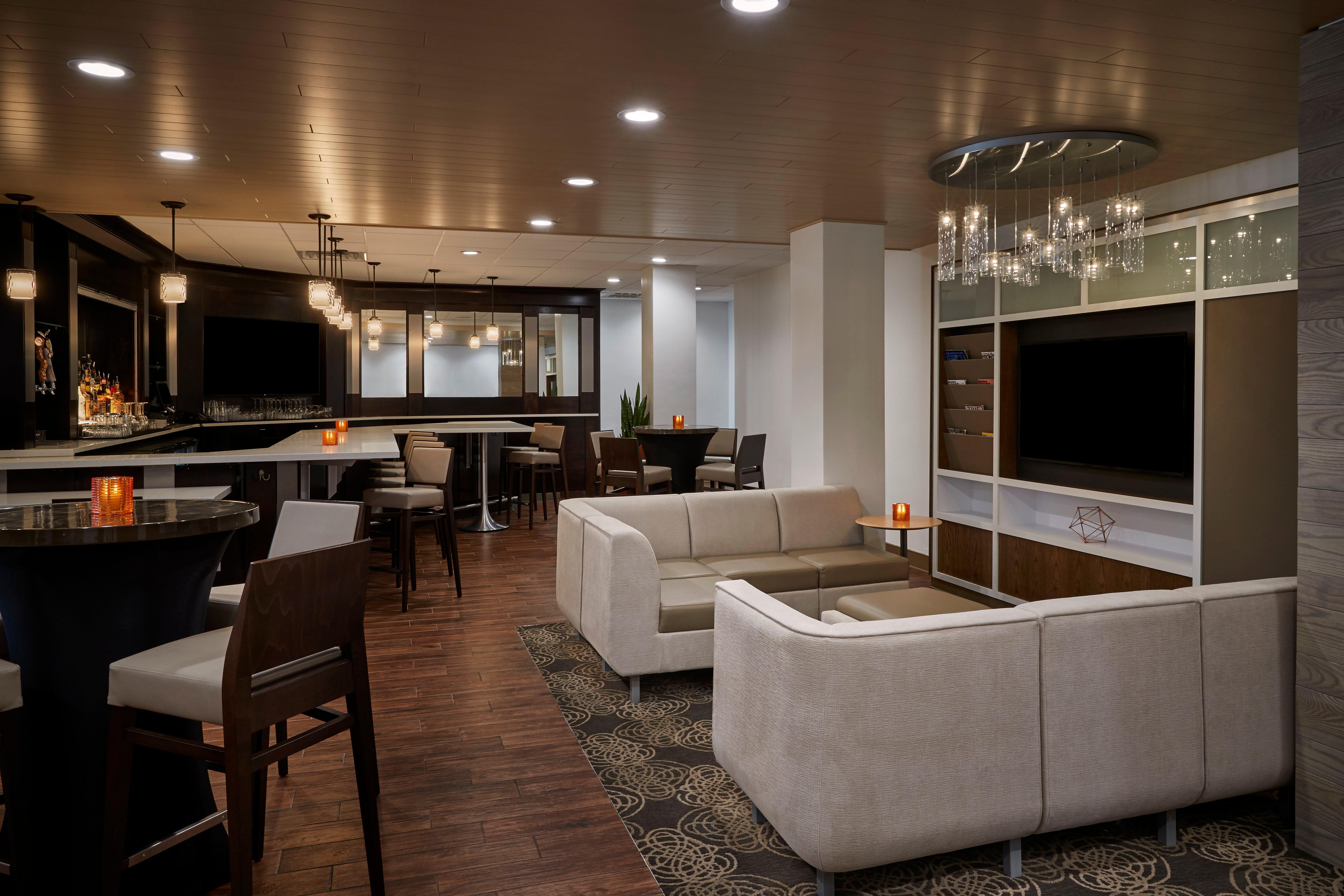 Holiday Inn Alexandria At Carlyle By Ihg Esterno foto