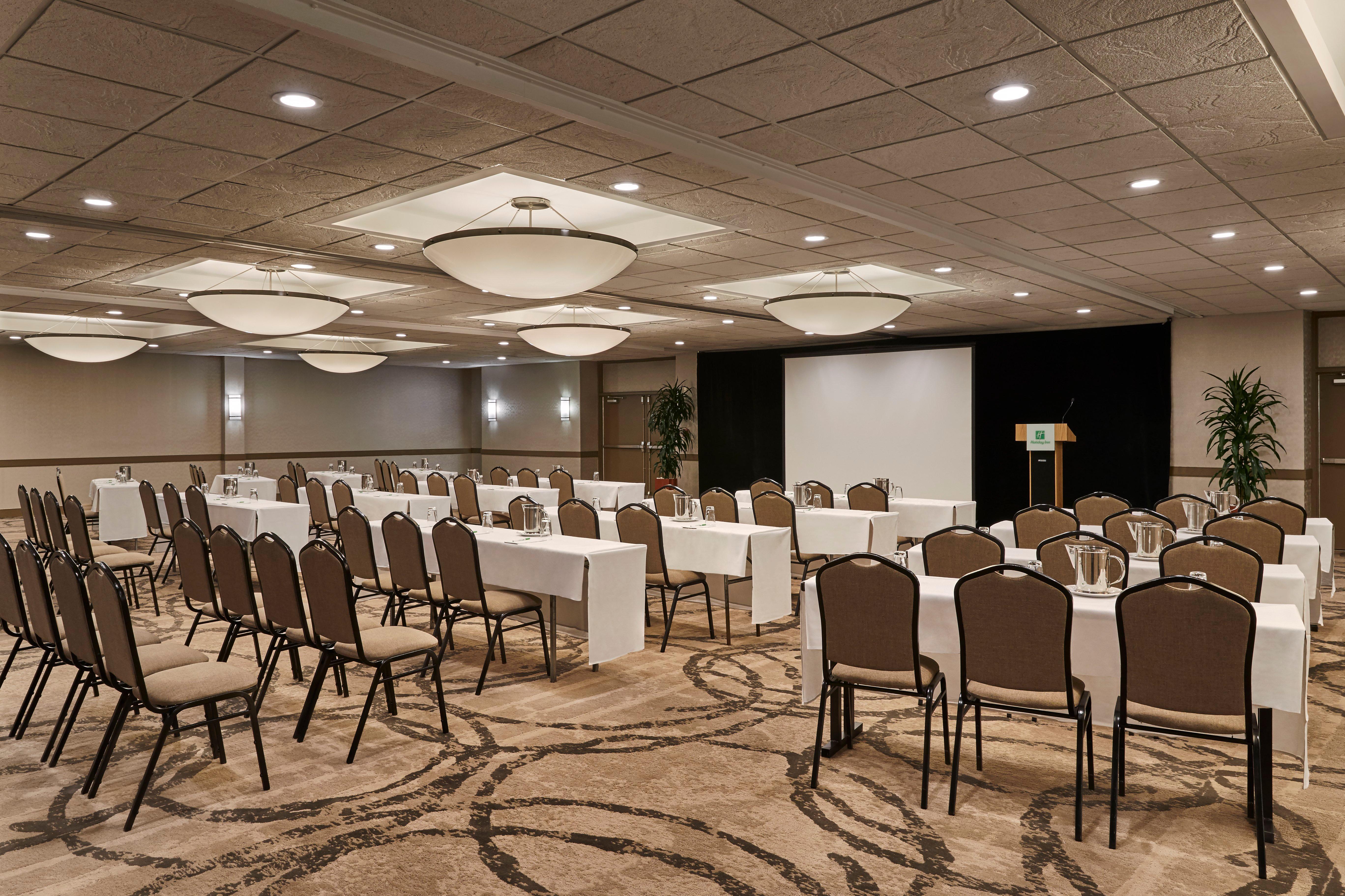 Holiday Inn Alexandria At Carlyle By Ihg Esterno foto